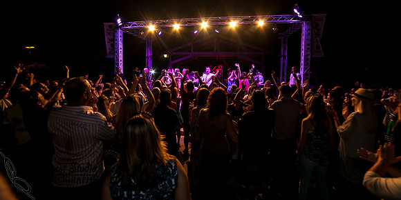 Temecula Wedding Photographer, Concert Photographer at Wiens Family Cellars Winery, The English Beat