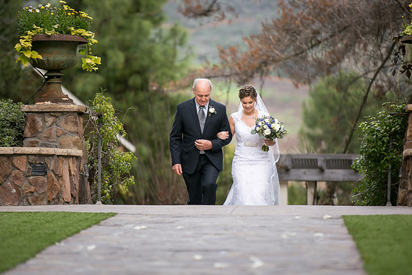 Wedding Photo in Fallbrook by Temecula Winery Photographer - Debbie & John