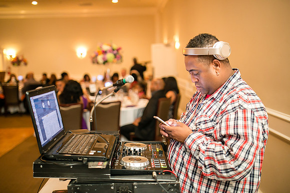 Los Angeles Wedding Photographer at Castaway Burbank, Shauneille & Steve-468