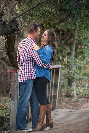 Southern California Engagement with nature in fall Photos in Fallbrook, San Diego by Temecula Winery Wedding Photographer, Sarah & Shawn