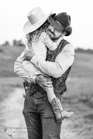 Family,-Maternity-Photo-by-Photoquest-Studio,-Temecula-Wedding-Photographer,-The-Hoon-(40)