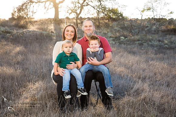 Christmas-Family-Photo-in-Murrieta-by-Wedding-Photographer-in-Temecula-(2)