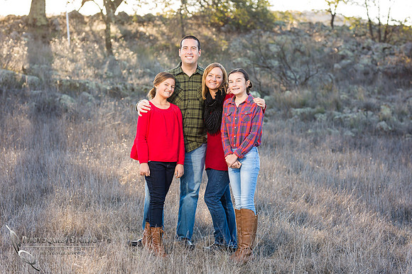 Christmas-Family-Photo-in-Murrieta-by-Wedding-Photographer-in-Temecula-(8)