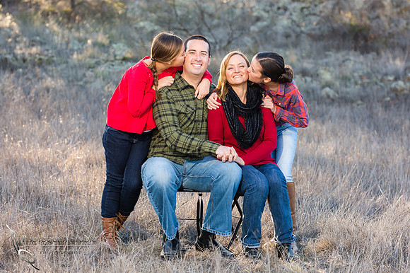Christmas-Family-Photo-in-Murrieta-by-Wedding-Photographer-in-Temecula-(18)