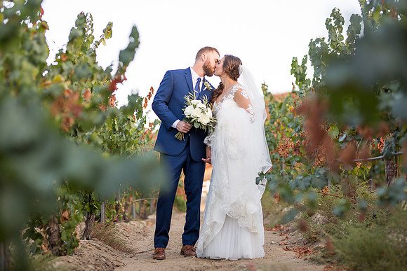 Photographer in Temecula, Longshadow Ranch Wedding, Parris and Derek (411)