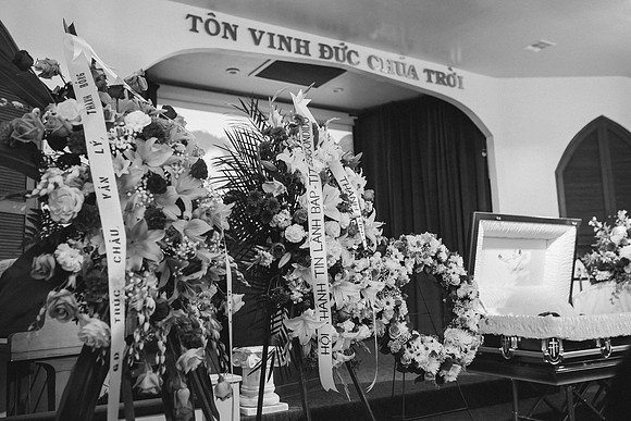 TL's Mom Funeral - B&W-117