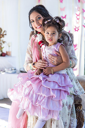 beautiful indian family little butterfly babyshower pooja parth-342