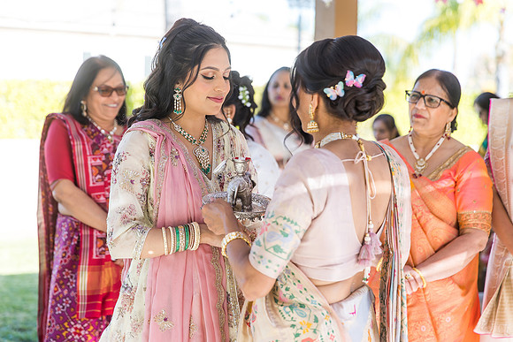 beautiful indian family little butterfly babyshower pooja parth-215