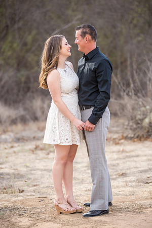 Southern California Engagement with nature in fall Photos in Fallbrook, San Diego by Temecula Winery Wedding Photographer, Sarah & Shawn