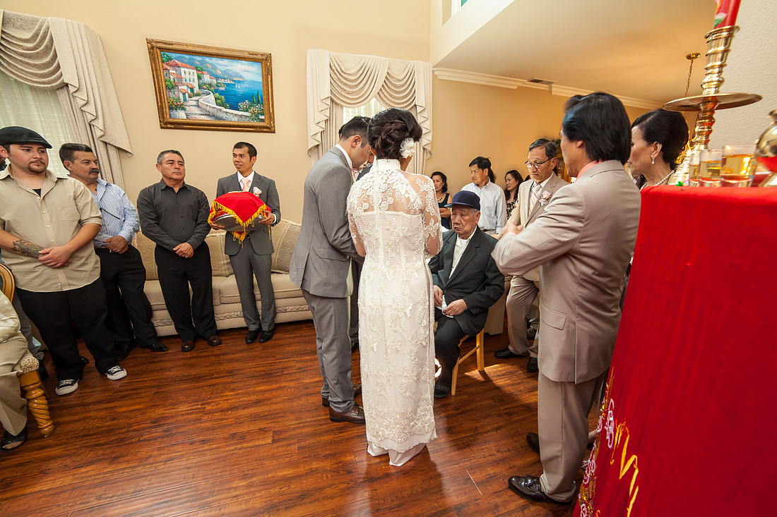 Temecula wedding photographer, Riverside Wedding Photographer, Crestmore Manor Wedding, Paracel Seafood Wedding, Phuong & Martin