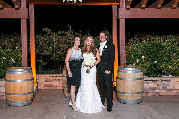 Beautiful wedding at Wiens Family Cellars Temecula Winery - Sarah & Shawn