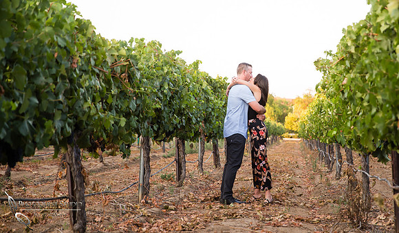Kissing her at South-Coast-Winery