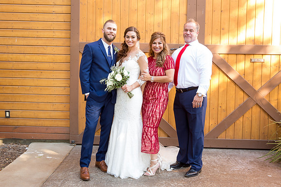 Photographer in Temecula, Longshadow Ranch Wedding, Parris and Derek (323)