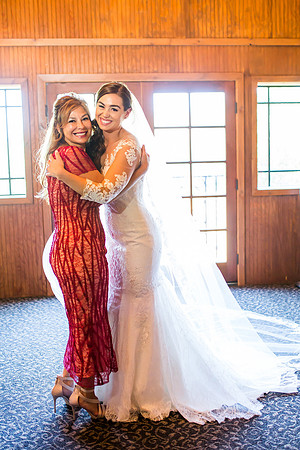 Photographer in Temecula, Longshadow Ranch Wedding, Parris and Derek (132)