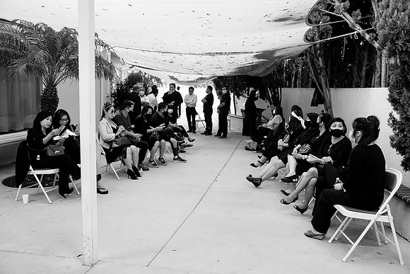 Hien's Mom Funeral-B&W (291)