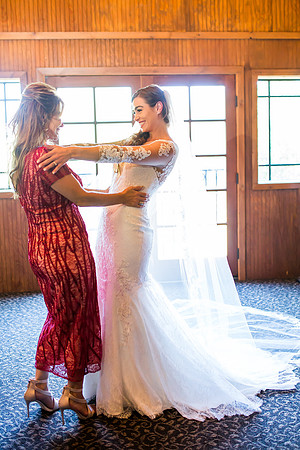 Photographer in Temecula, Longshadow Ranch Wedding, Parris and Derek (133)