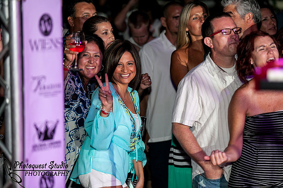 Temecula Wedding Photographer, Concert Photographer at Wiens Family Cellars Winery, The English Beat