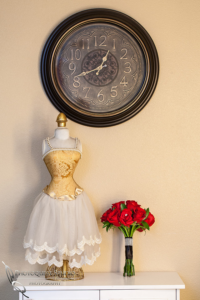 Temecula Wedding Photographer captured romantic and fun wedding photos at Wiens Family Cellars, Temecula Winery Wedding.