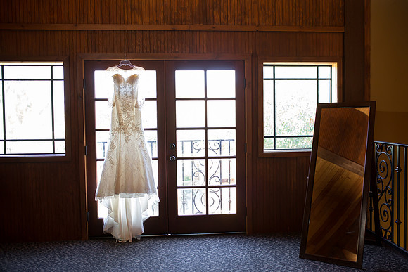 Photographer in Temecula, Longshadow Ranch Wedding, Parris and Derek (73)
