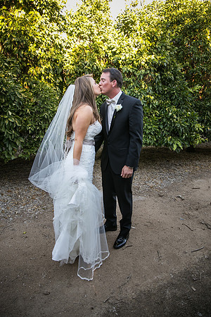 Beautiful wedding at Wiens Family Cellars Temecula Winery - Sarah & Shawn