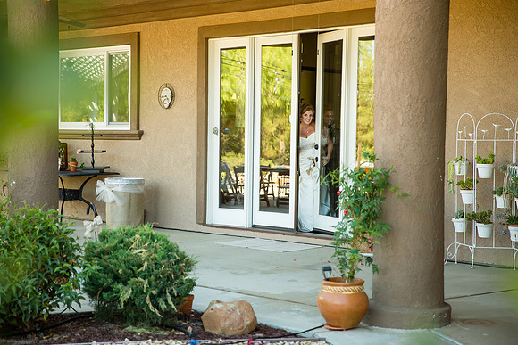 Temecula Wedding Photographer at Private Residence Wedding in La Cresta, Shae & Justin-43