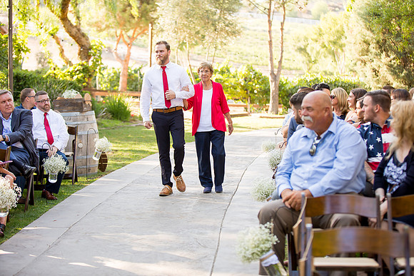Photographer in Temecula, Longshadow Ranch Wedding, Parris and Derek (180)