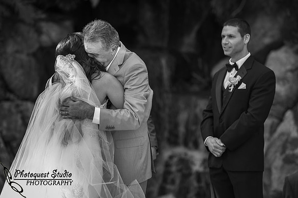 Temecula Wedding Photographers at Grand Tradition Estate Fallbrook Wedding