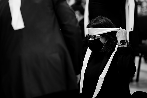 Hien's Mom Funeral-B&W (64)