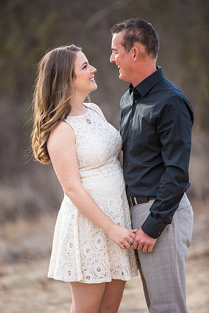 Southern California Engagement with nature in fall Photos in Fallbrook, San Diego by Temecula Winery Wedding Photographer, Sarah & Shawn