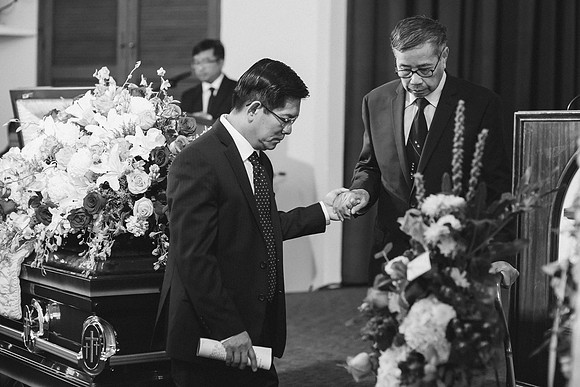 TL's Mom Funeral - B&W-4