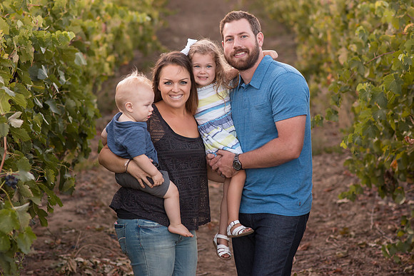 Menifee Family Photographer at Longshadow Ranch, Temecula Valley Winery