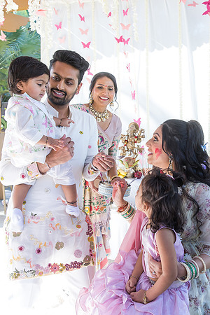 beautiful indian family little butterfly babyshower pooja parth-347