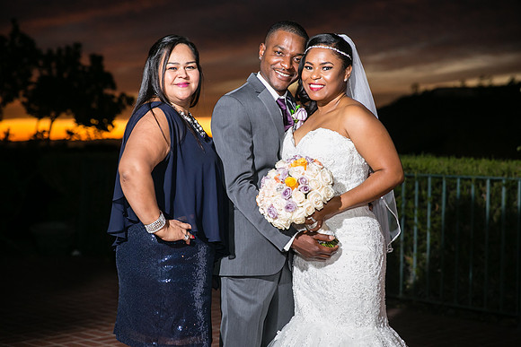 Los Angeles Wedding Photographer at Castaway Burbank, Shauneille & Steve-432