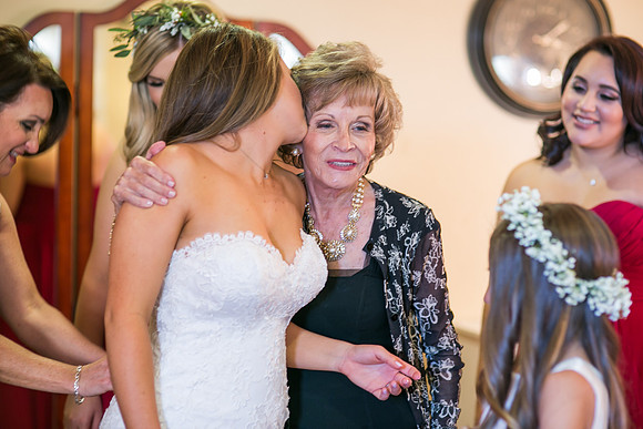 Beautiful wedding at Wiens Family Cellars Temecula Winery - Sarah & Shawn