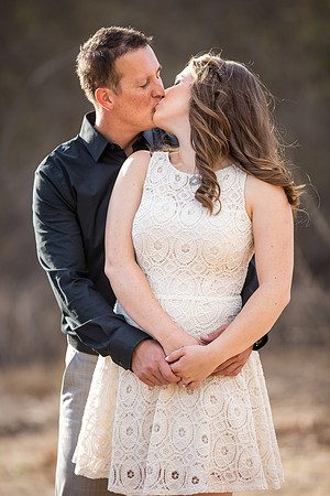Southern California Engagement with nature in fall Photos in Fallbrook, San Diego by Temecula Winery Wedding Photographer, Sarah & Shawn
