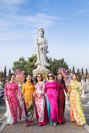 lunar new year viet tet photo orange county los angeles temecula riverside wedding photographer (25)