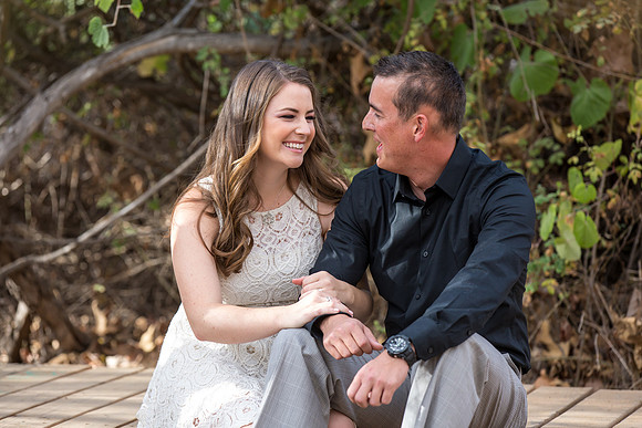 Southern California Engagement with nature in fall Photos in Fallbrook, San Diego by Temecula Winery Wedding Photographer, Sarah & Shawn