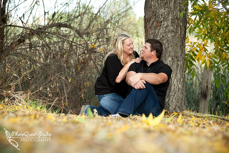Fallbrook Engagement by Temecula Professional Wedding Photographer of PhotoQuestStudio