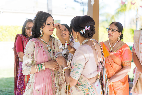 beautiful indian family little butterfly babyshower pooja parth-214