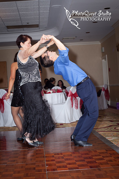 http://embassysuites1.hilton.com/en_US/es/hotel/LAXANES-Embassy-Suites-Anaheim-North-California/index.do