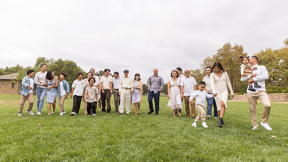 outdoor family photo in irvine by orange county wedding photographer tram bill (208)