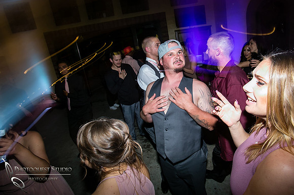 Wedding photo at Lake Oak Meadows, Temecula Winery by Photographer of Photoquest Studio