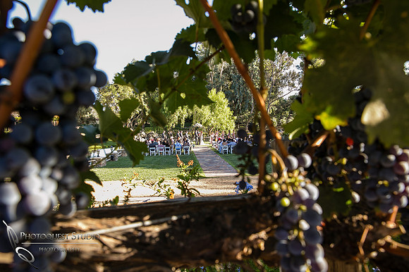 Wedding photo at Lake Oak Meadows, Temecula Winery by Photographer of Photoquest Studio