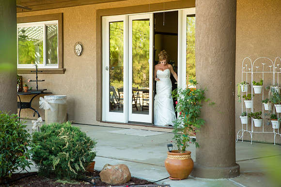 Temecula Wedding Photographer at Private Residence Wedding in La Cresta, Shae & Justin-44