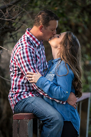 Southern California Engagement with nature in fall Photos in Fallbrook, San Diego by Temecula Winery Wedding Photographer, Sarah & Shawn