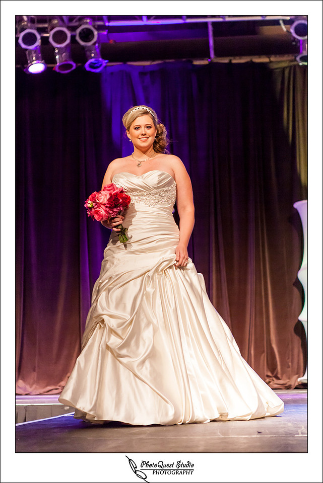 Bridal show at Pala Casino Spa Resort, Kiss the Brides Expo by Temecula, Menifee, Murrieta Weddding Photographer of PhotoQuest Studio
