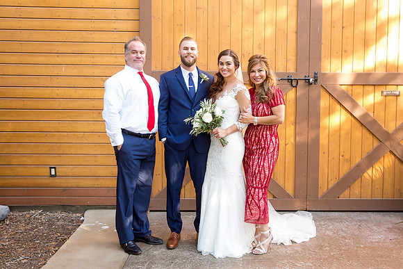 Photographer in Temecula, Longshadow Ranch Wedding, Parris and Derek (324)