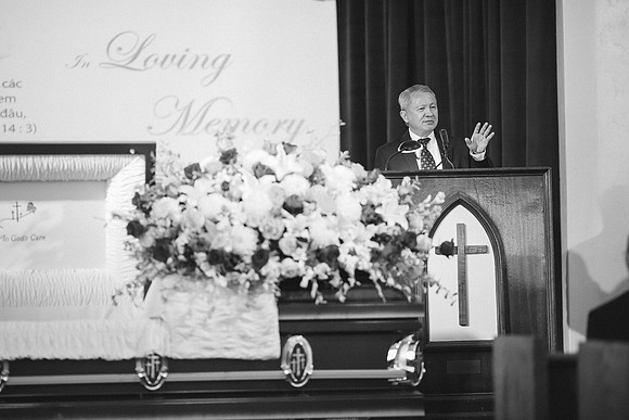 TL's Mom Funeral - B&W-95