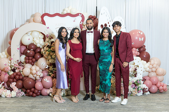 beautiful indian family little butterfly babyshower pooja parth-511