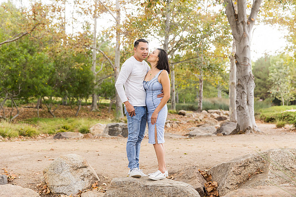 outdoor family photo in irvine by orange county wedding photographer tram bill (93)